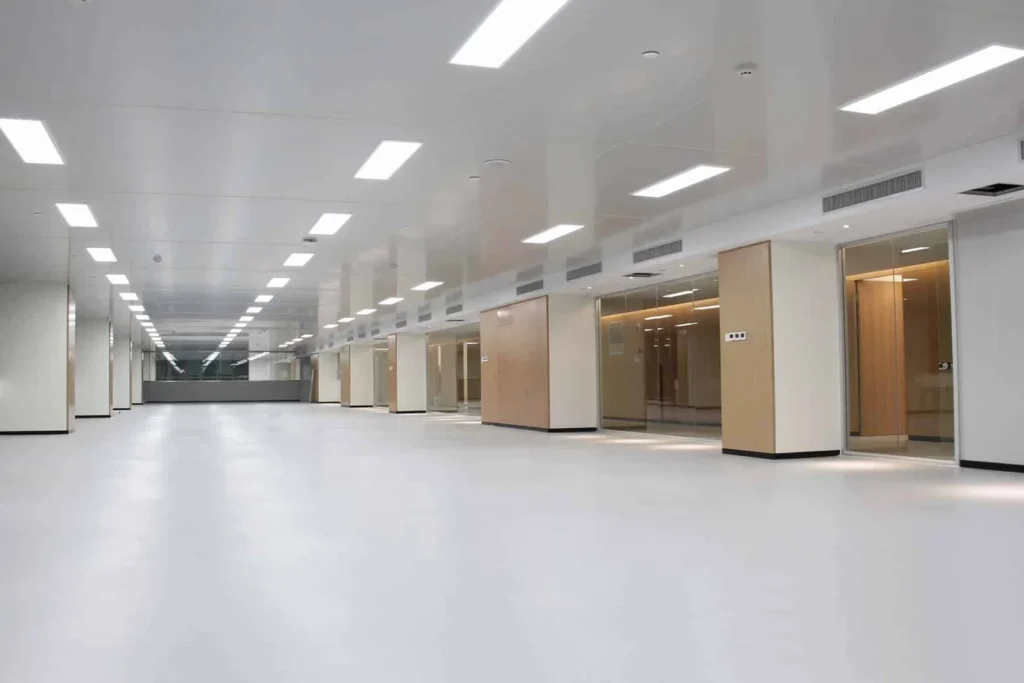 Потолочные LED-панели: сравнение размеров и характеристик